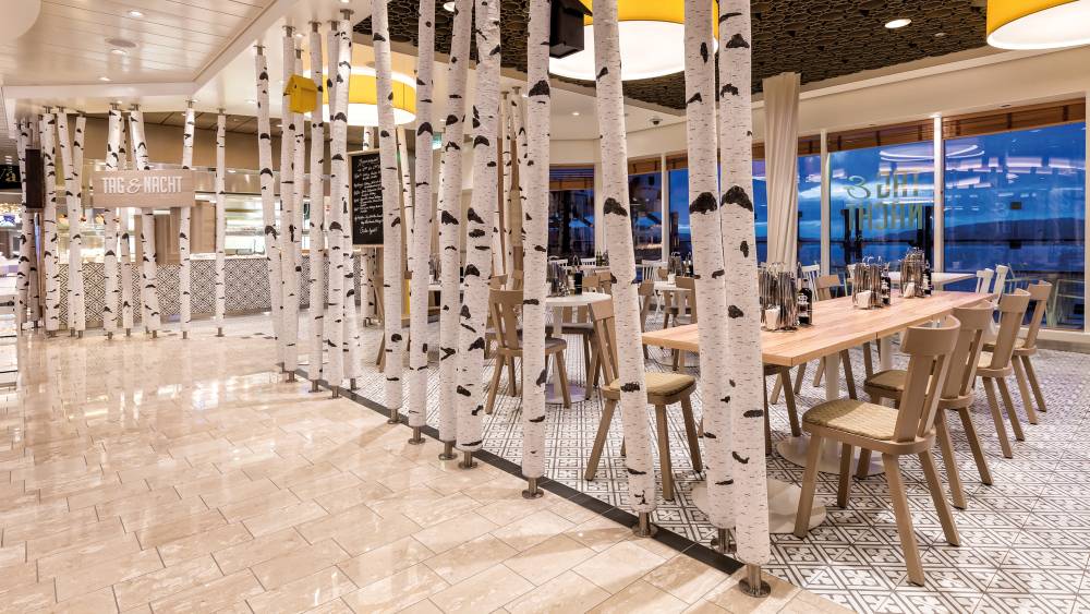 Tag & Nacht – Bistro auf der Mein Schiff 1
und 2